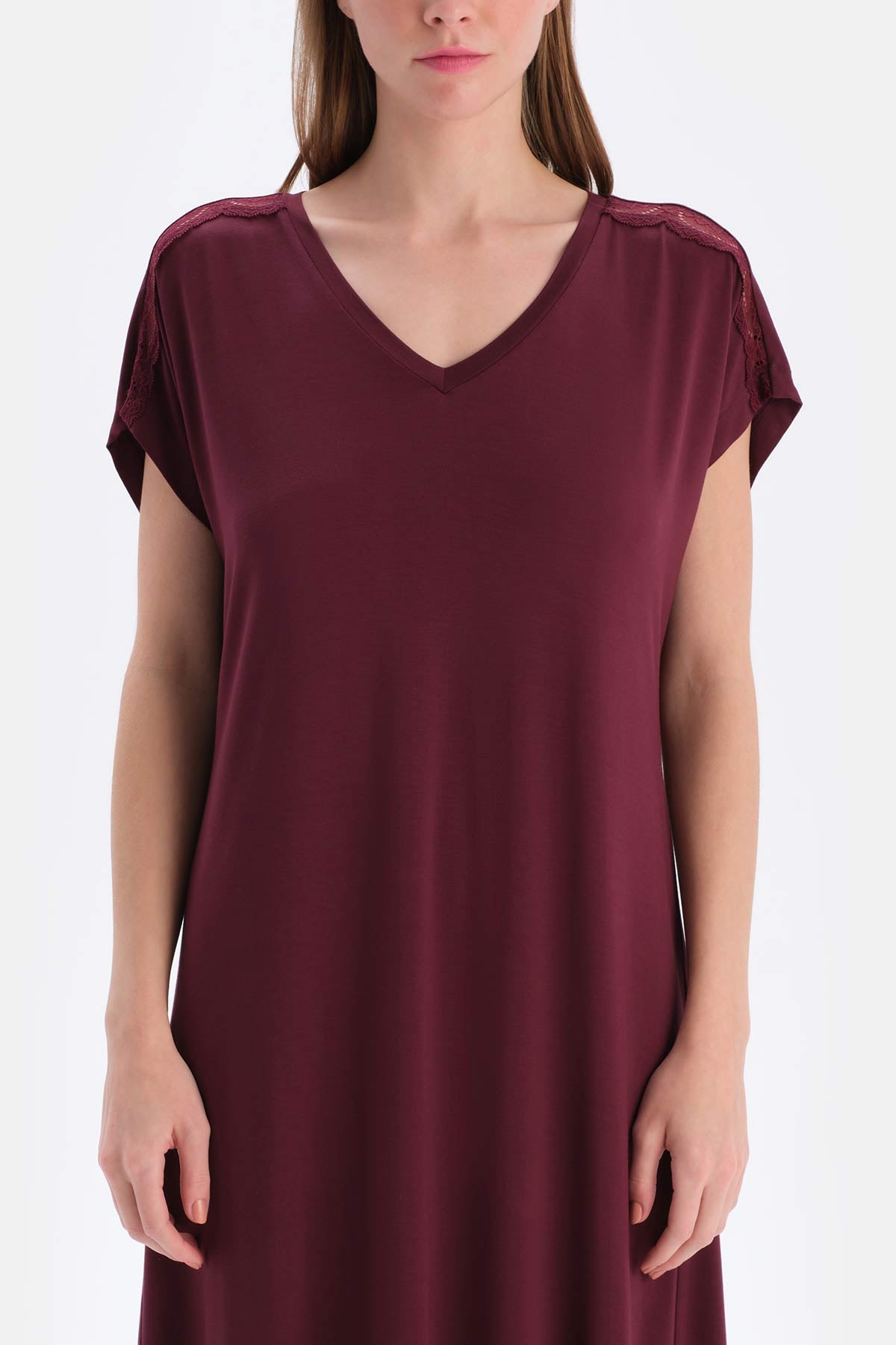 Bordeaux LACE GARNISHED CREW NECK SHORT SLEEVE VISCOSE NIGHTDRESS