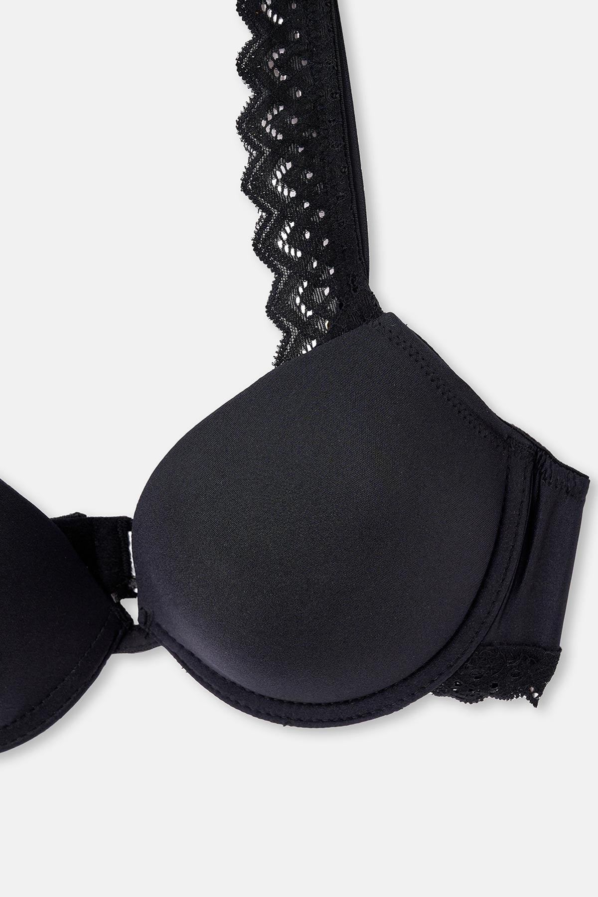 Black LACE DETAILED PREMIUM BASIC FILLED BRA