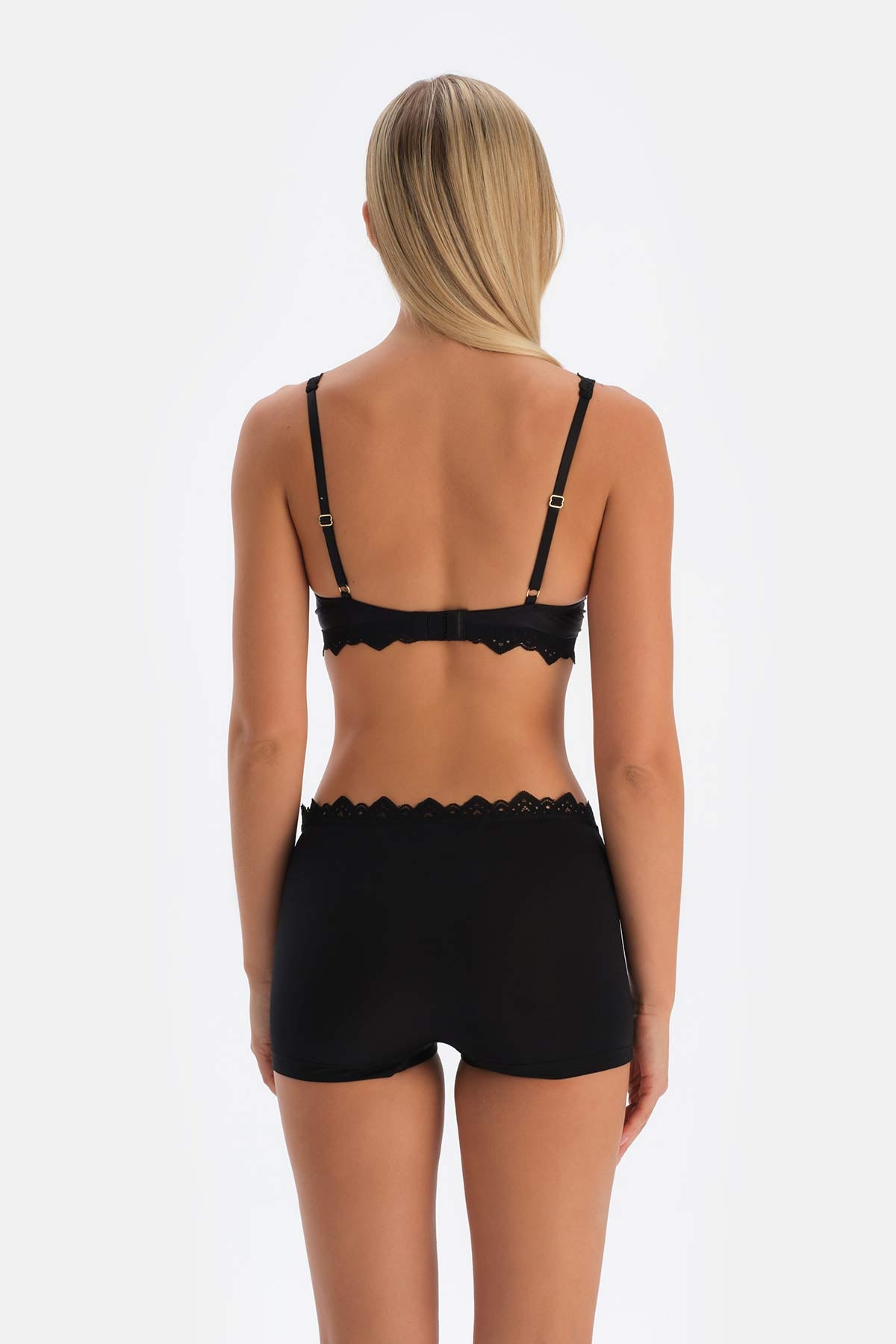 Siyah Dantel Detaylı Premıum Basıc Kadın Boxer