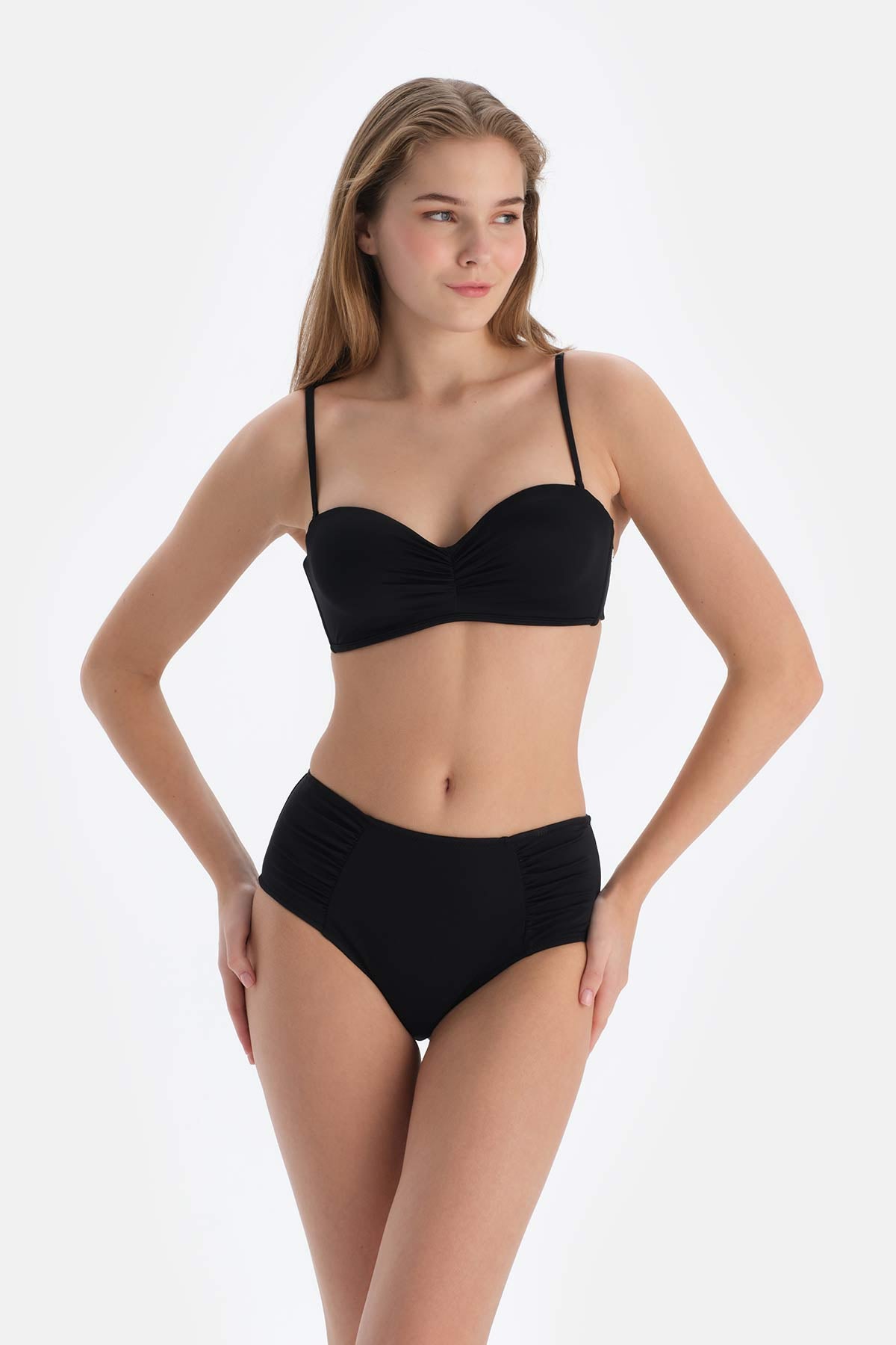 Black STRAPLESS BIKINI TOP WITH CUP