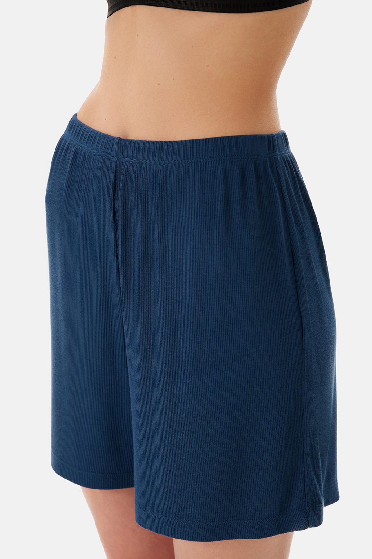 Indigo Yarım Patlı Viskon Şortlu Pijama Takımı