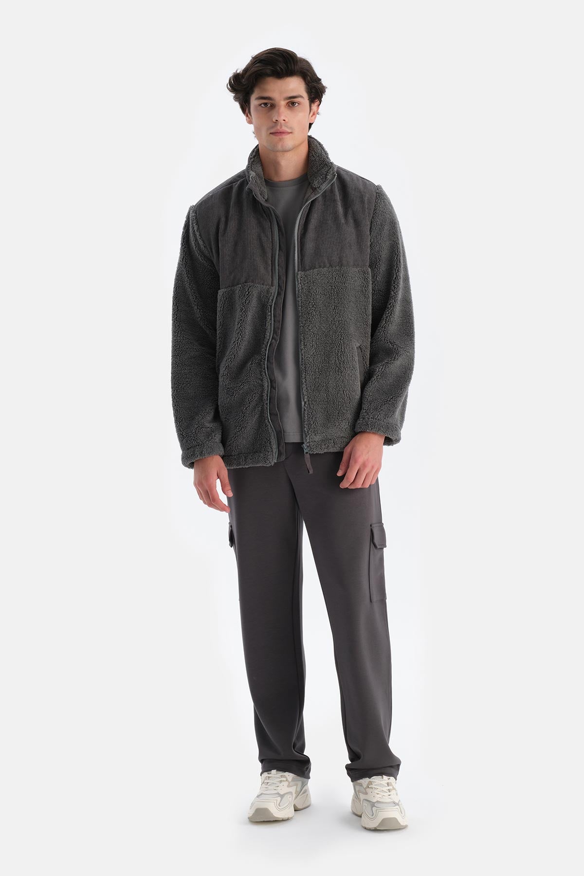 Gri Erkek Önden Fermuarlı Kadife Detaylı Polar Sweatshırt