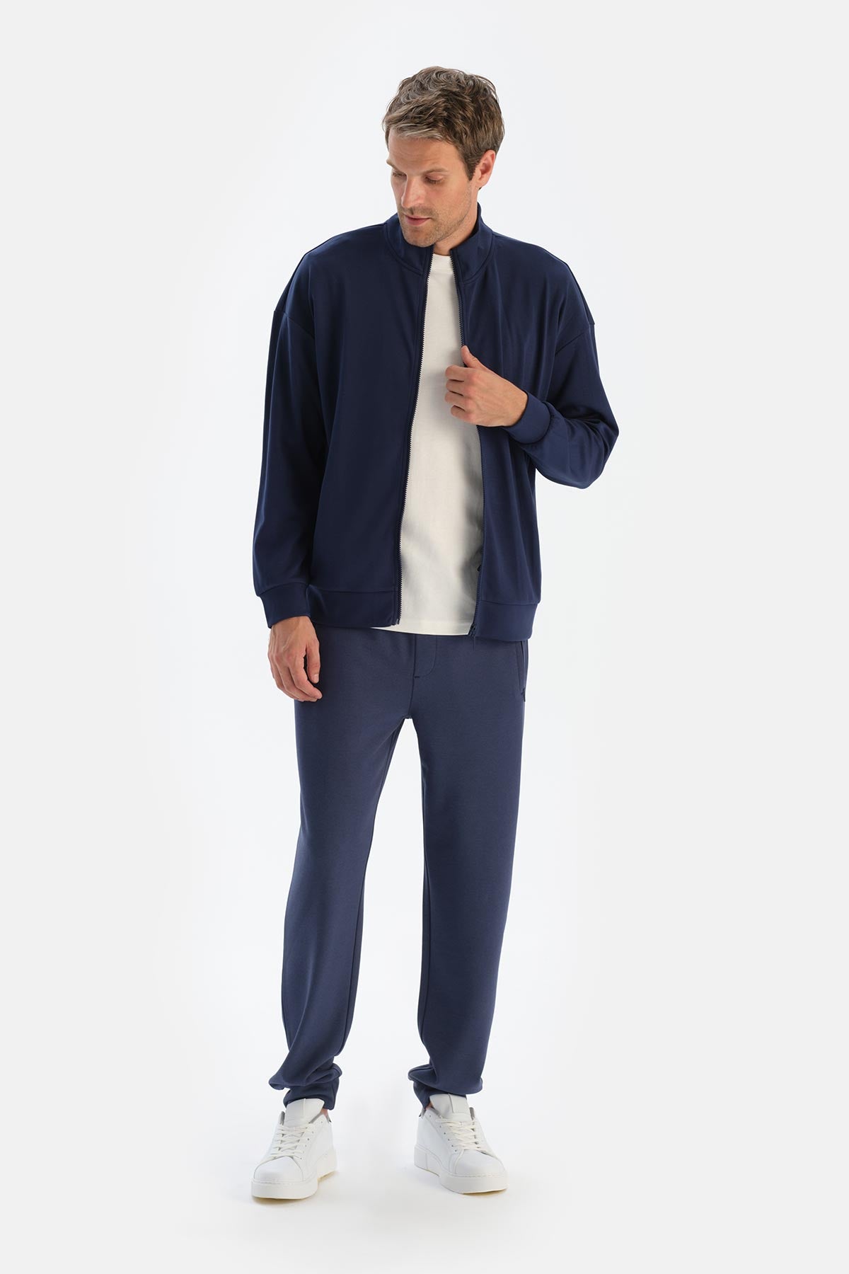 Lacivert Erkek Dik Yaka Fermuarlı Sweatshırt