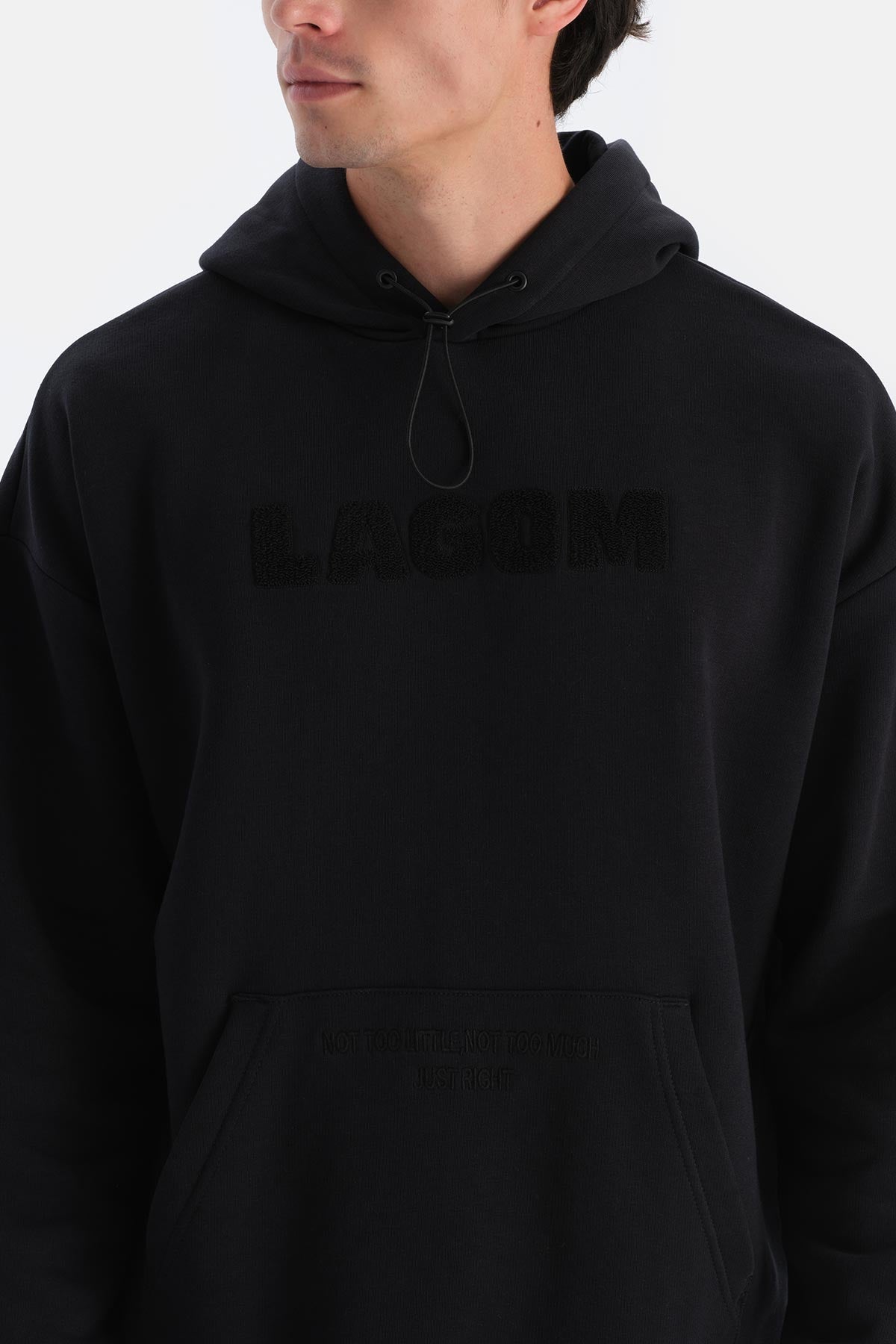 Siyah Erkek Içi Şardonlu Kapişonlu Sweatshırt