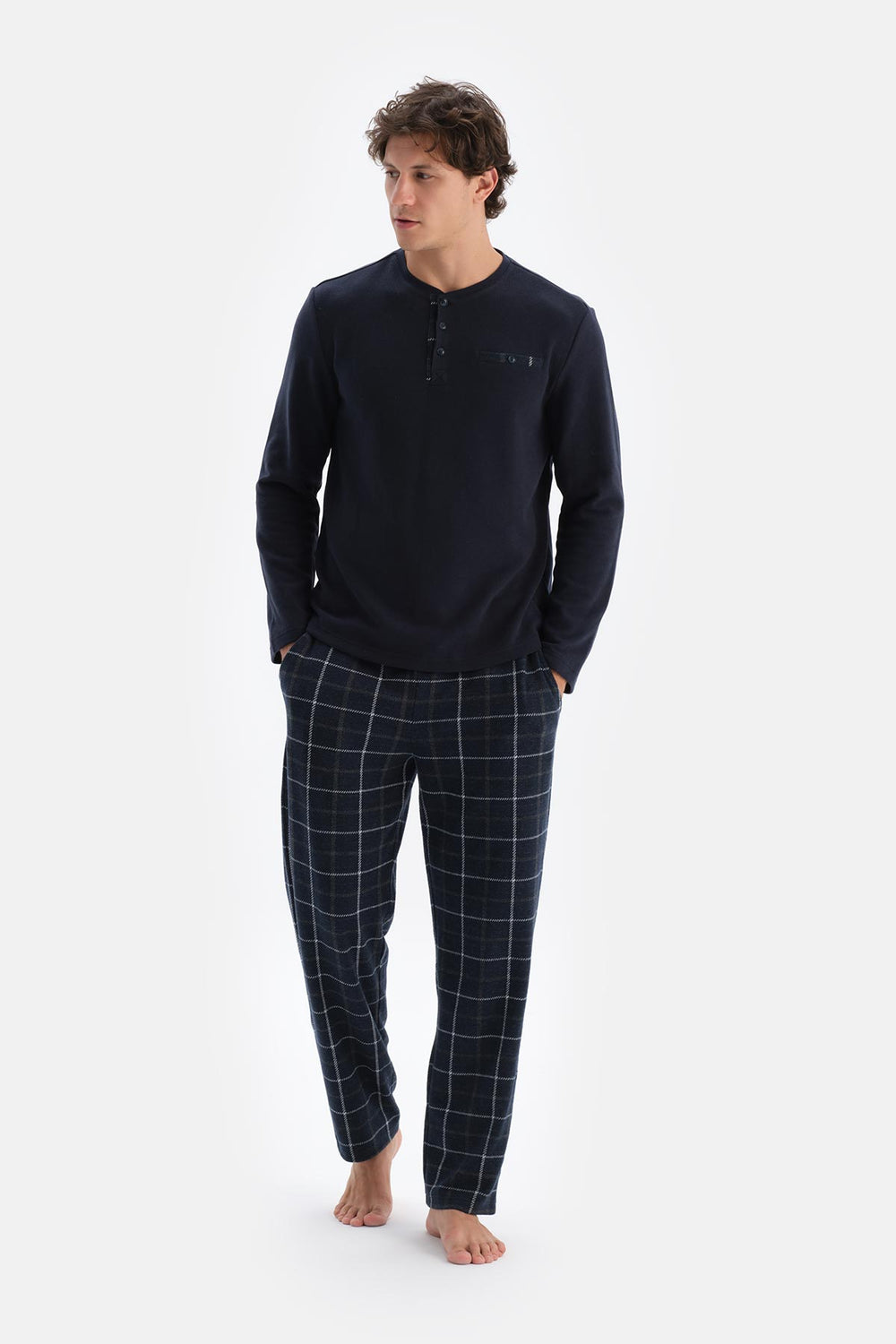 Lacivert Yarım Patlı Uzun Kollu Ekose Pantolonlu Pijama Takımı