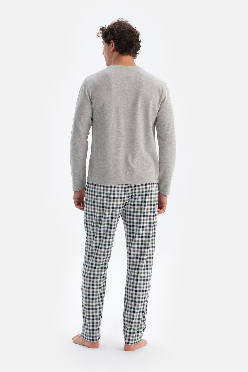 Gri Melanj Bisiklet Yaka Uzun Kollu Altı Ekoseli Pijama Takımı