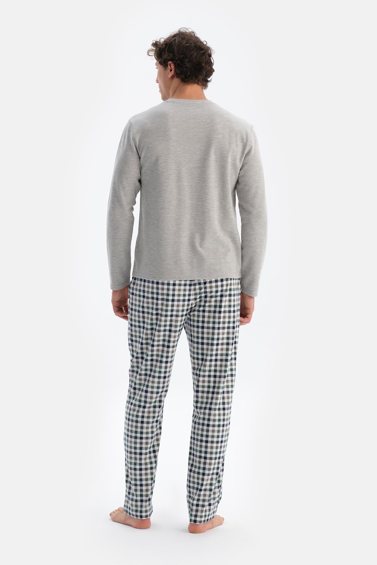 Gri Melanj Bisiklet Yaka Uzun Kollu Altı Ekoseli Pijama Takımı