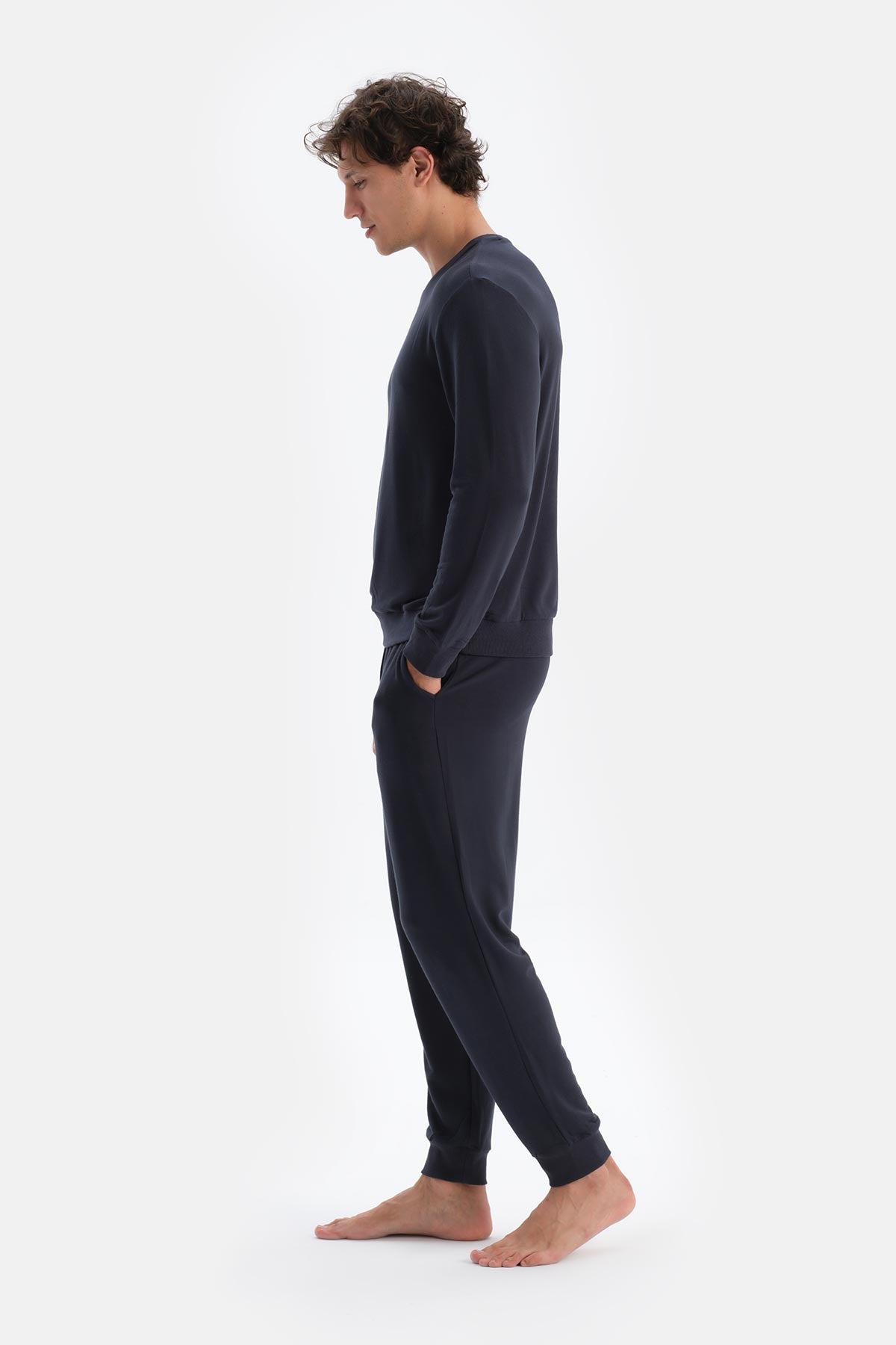 Lacivert Kol Ve Etek Ucu Bantlı Tişört Pantolon Pijama Takımı