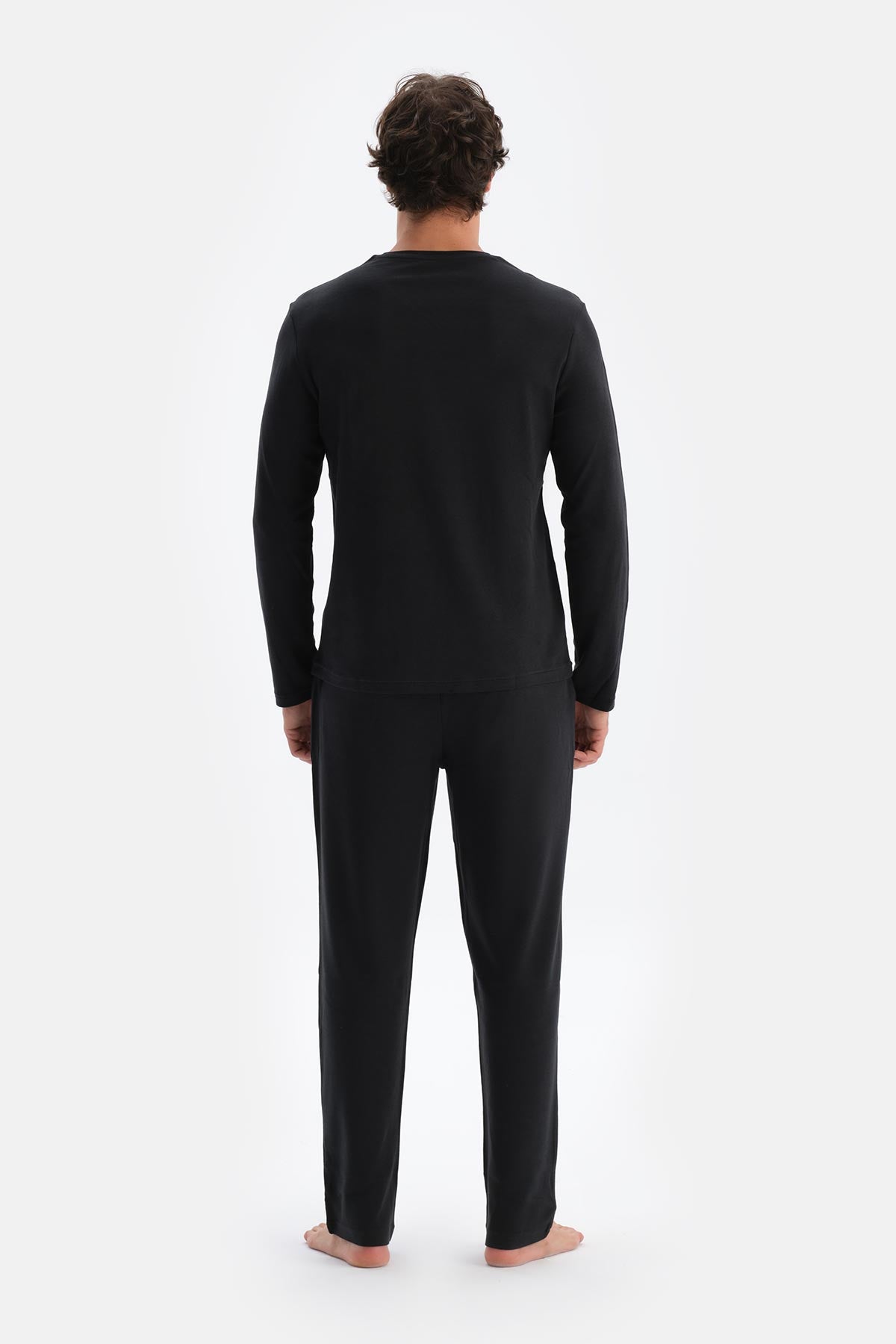 Siyah V Yaka Uzun Kollu Celliant Pijama Takımı