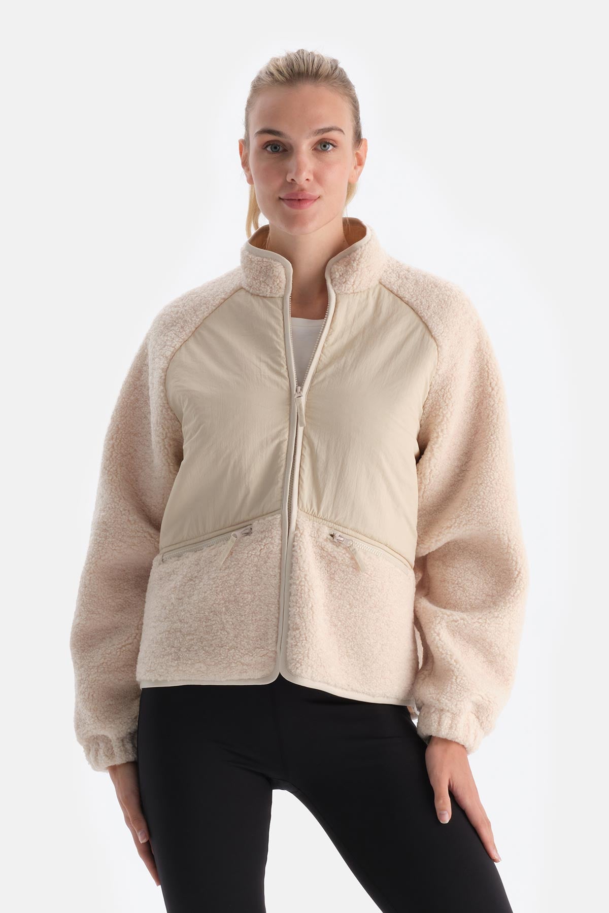 Krem Kadın Önden Fermuarlı Garnili Polar Sweatshırt