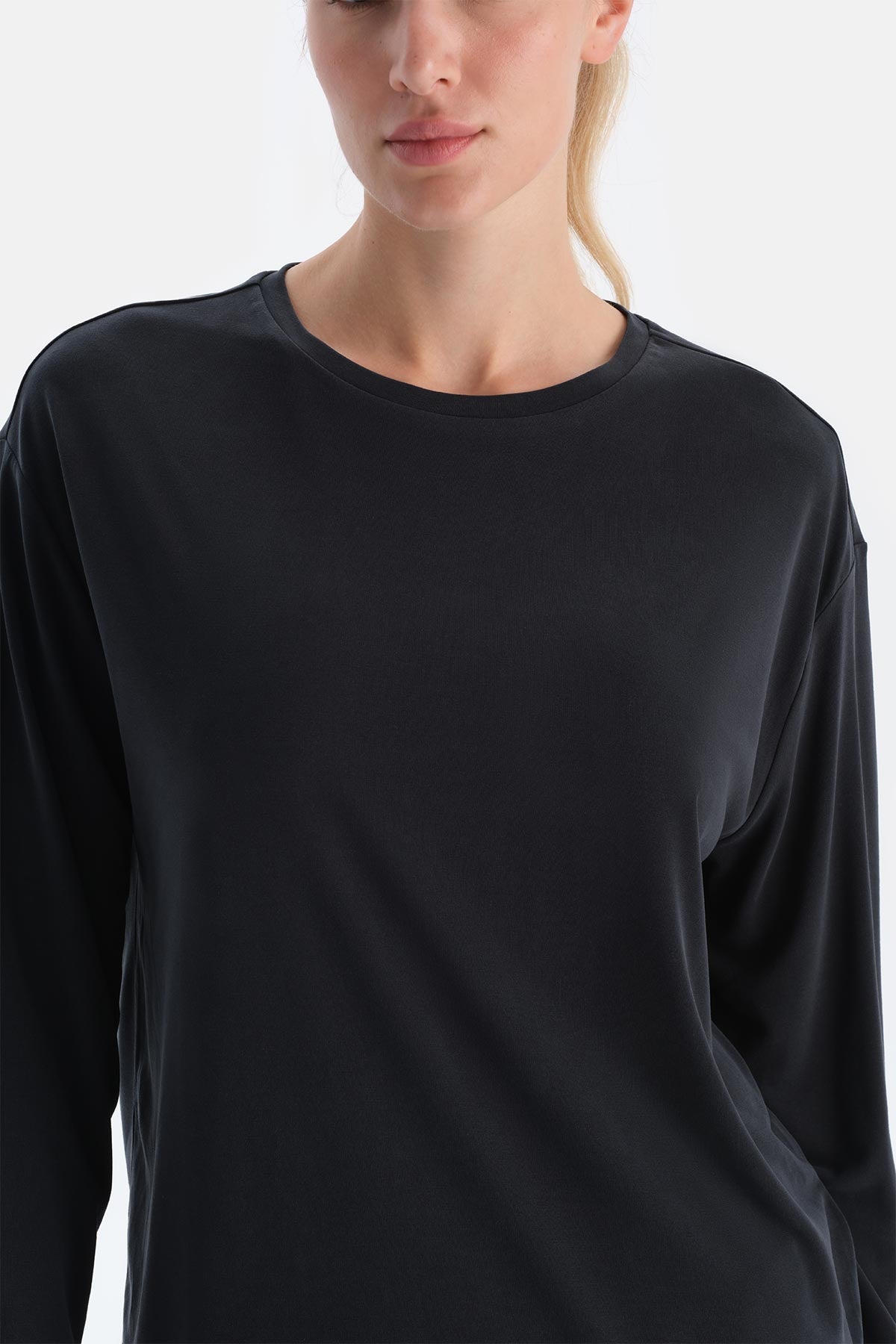 Black WOMENS MODAL LONG SLEEVE T-SHIRT