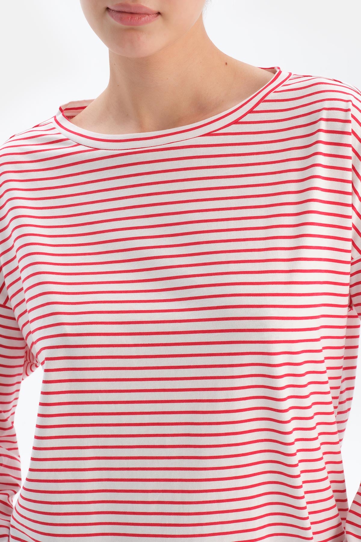 Kırmızı Kadın Bisiklet Yaka Pijama Üstü