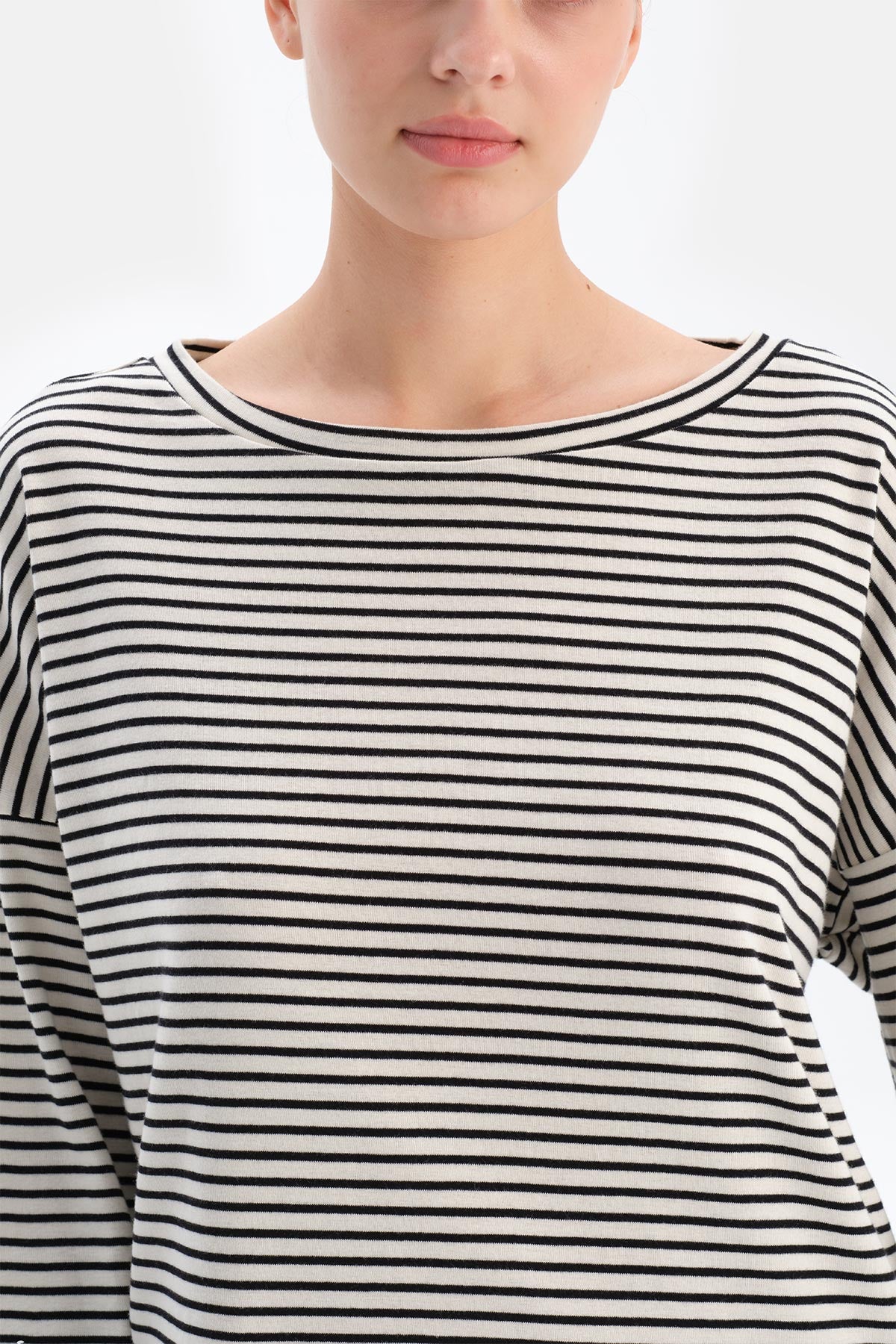 Siyah Kadın Bisiklet Yaka Pijama Üstü