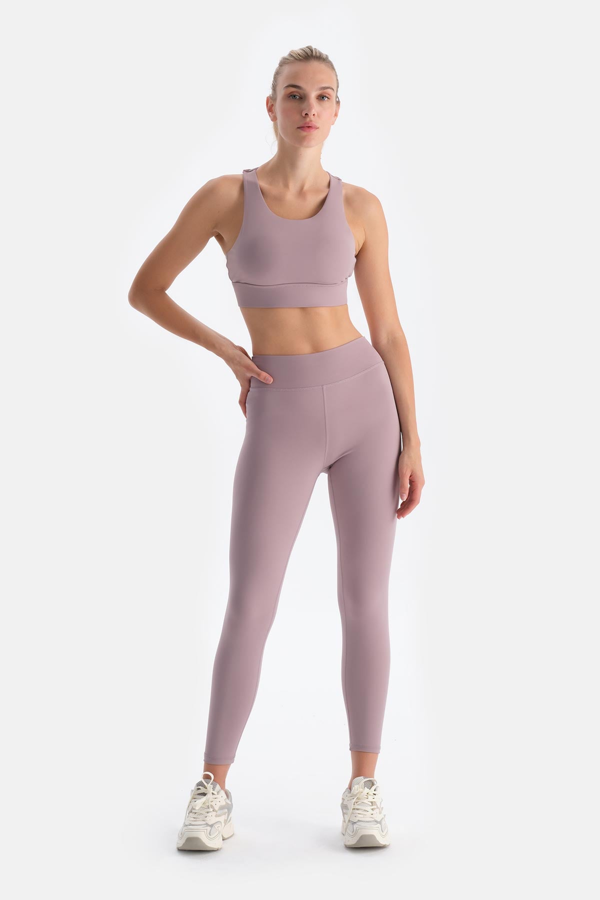 Dusty Rose TULLE BACK DETAILED SPORTS BRA