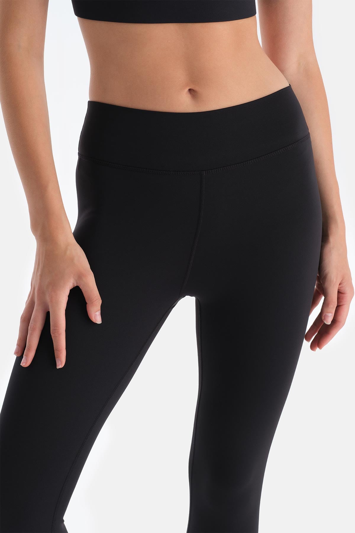 Siyah Kadın Basıc Toparlayıcı Tayt