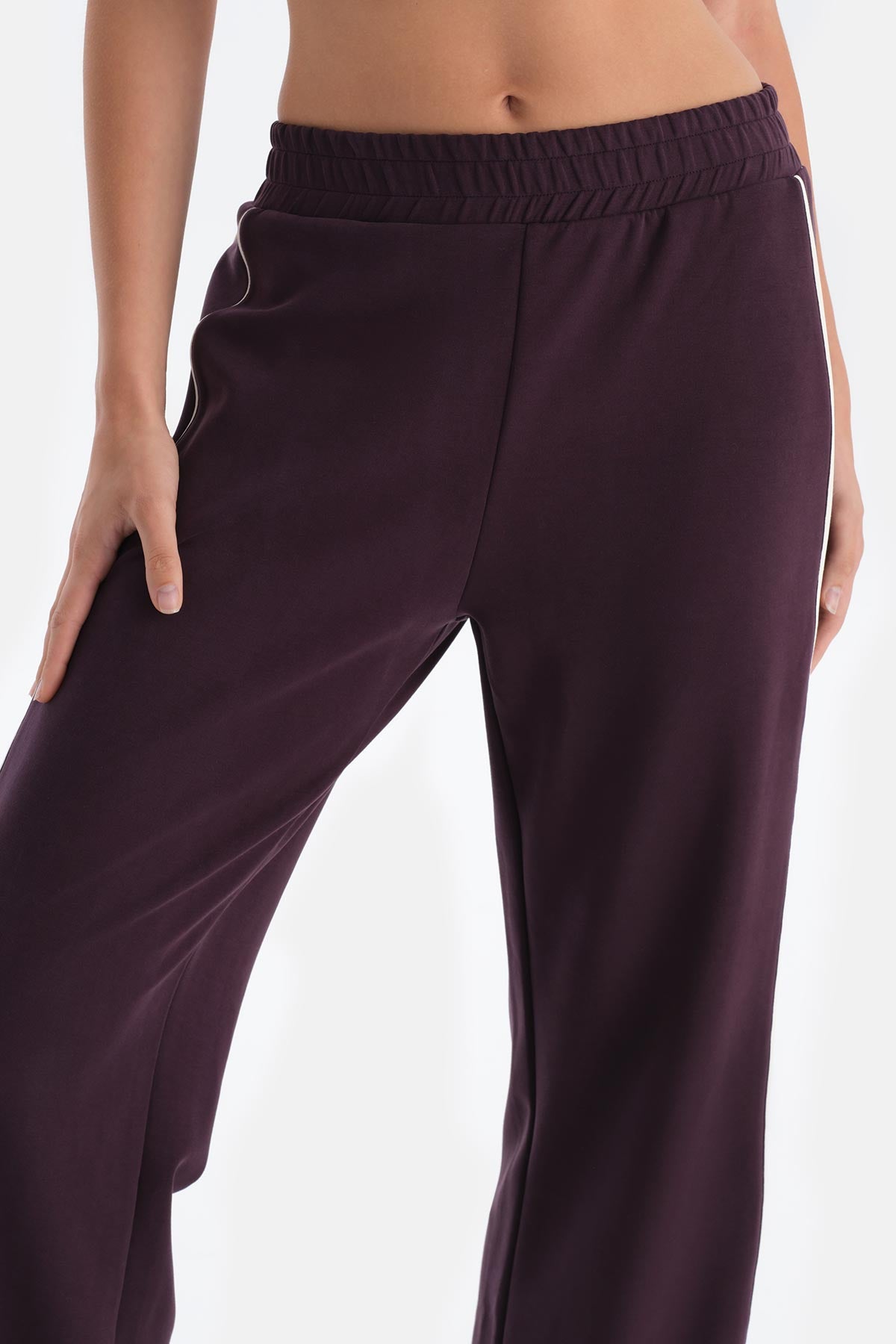 Mürdüm Kadın Modal Çift Biye Detaylı Eşofman Altı