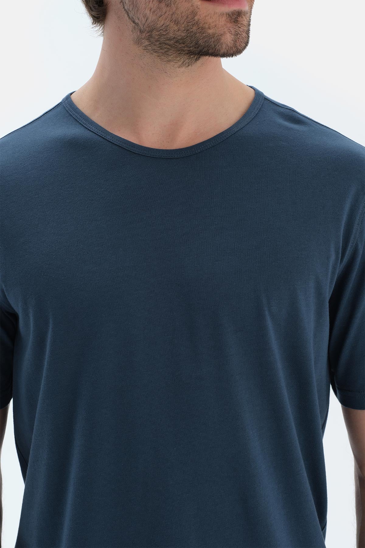 Lacivert Kısa Kollu Bisiklet Yaka Basıc Tişört