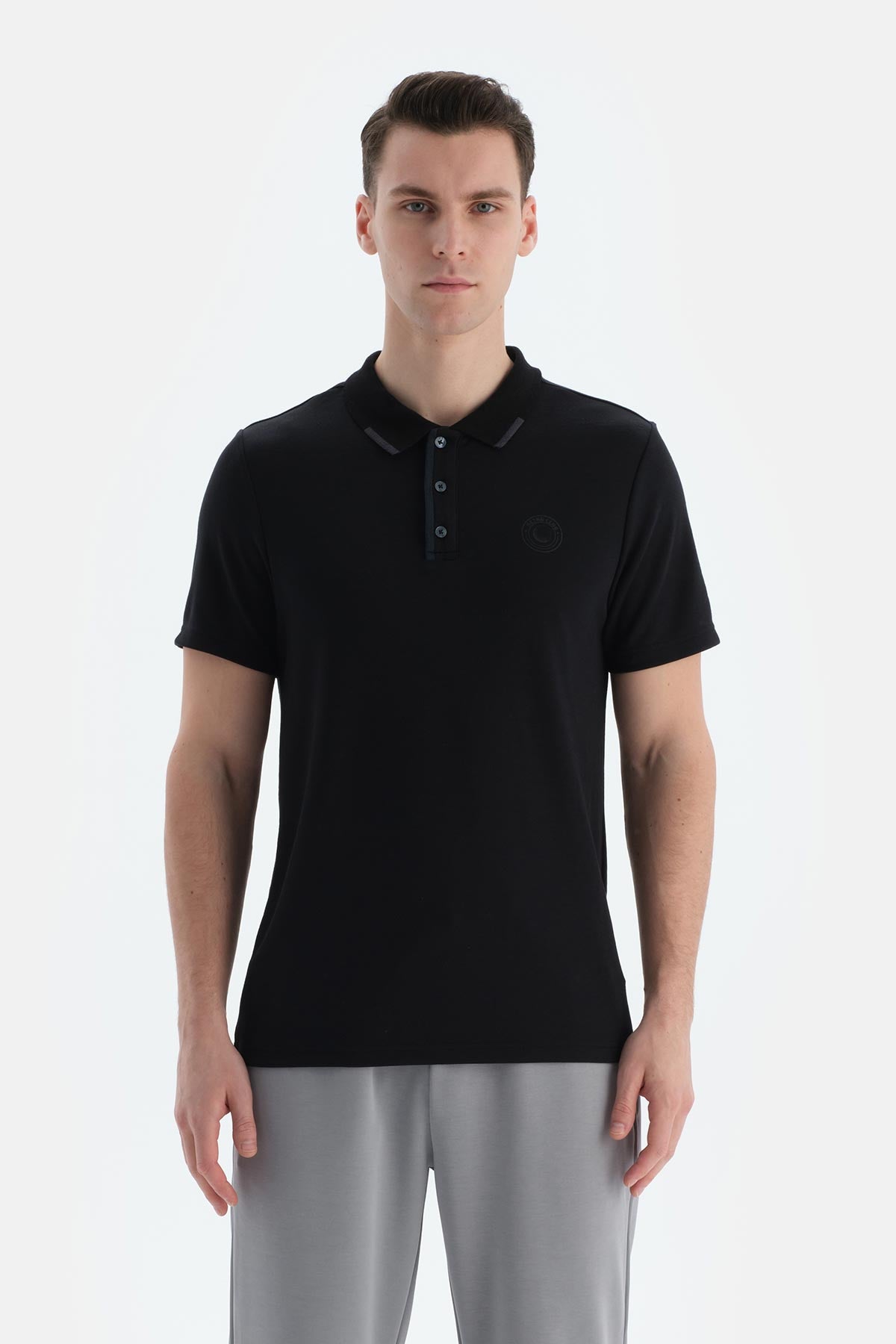 Siyah Erkek Modal Karışımlı Düğmeli Tişört