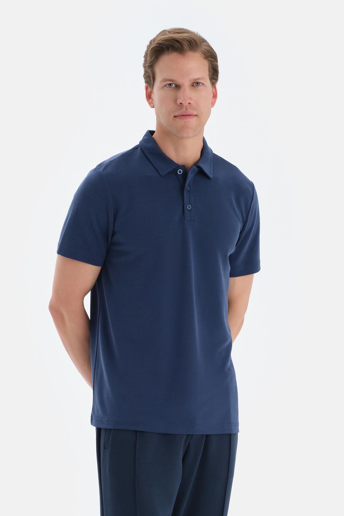Lacivert Polo Yaka Kısa Kollu Tişört