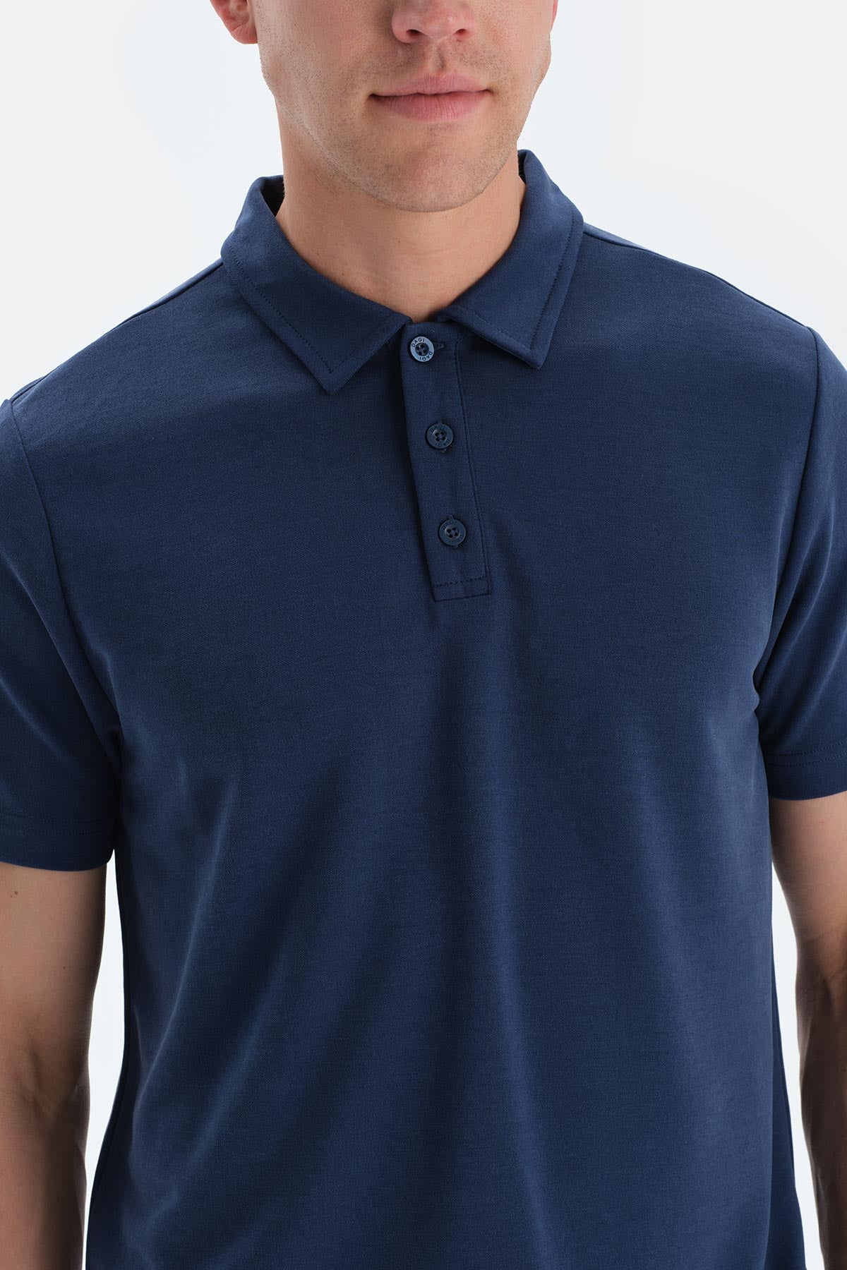 Lacivert Polo Yaka Kısa Kollu Tişört