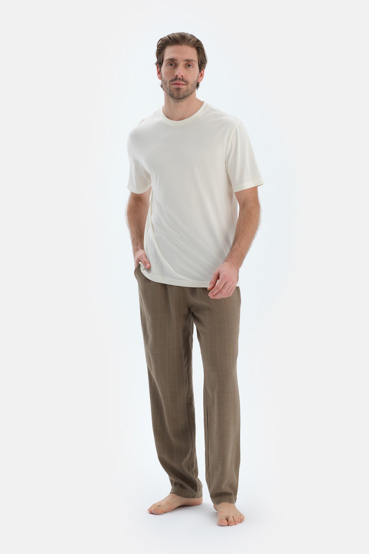 Açık Yeşil Dokulu Düz Paça Pantolon