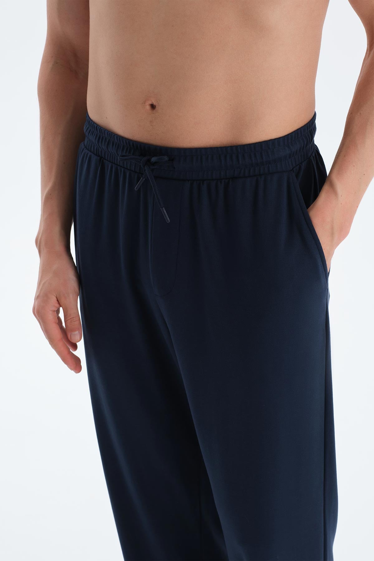 Lacivert Patlet Detaylı Düz Paça Pantolon