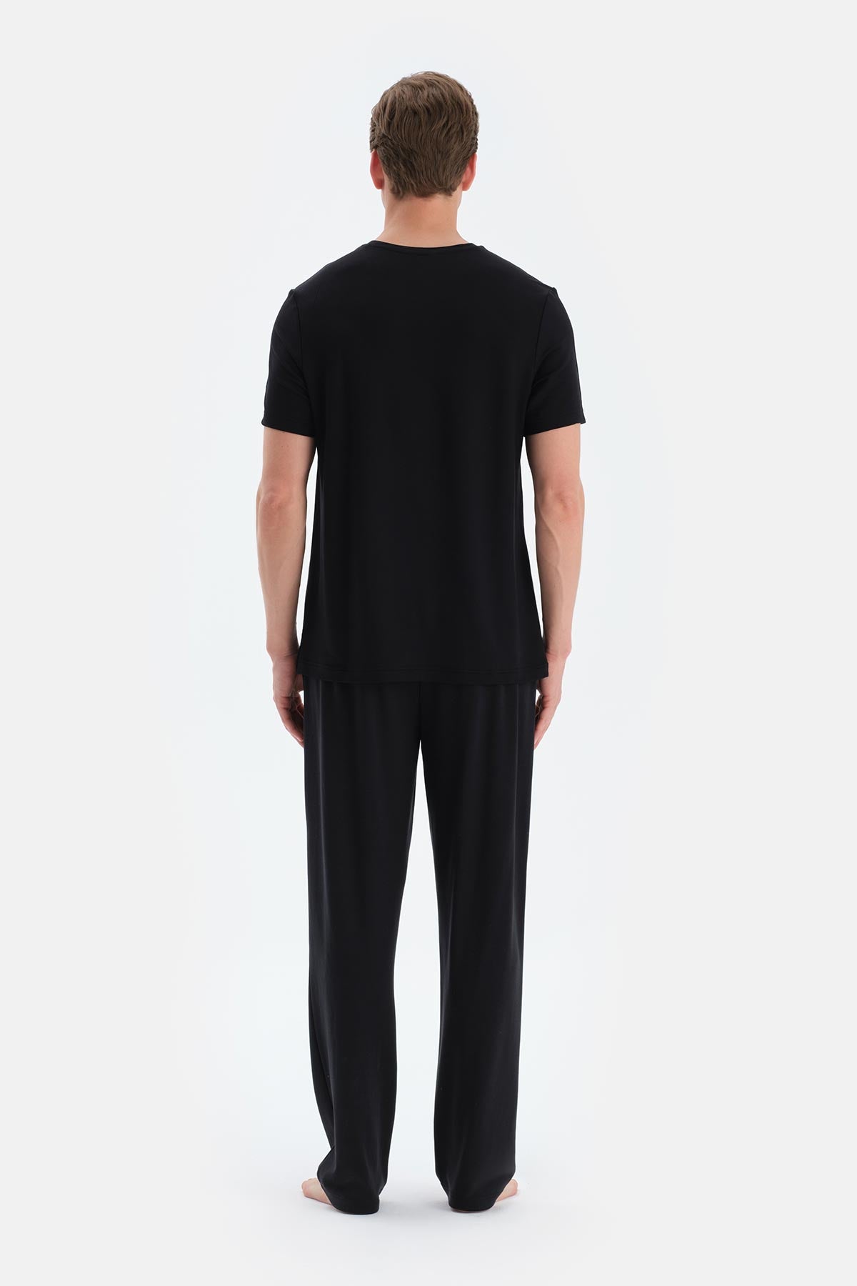 Siyah Patlet Detaylı Düz Paça Pantolon