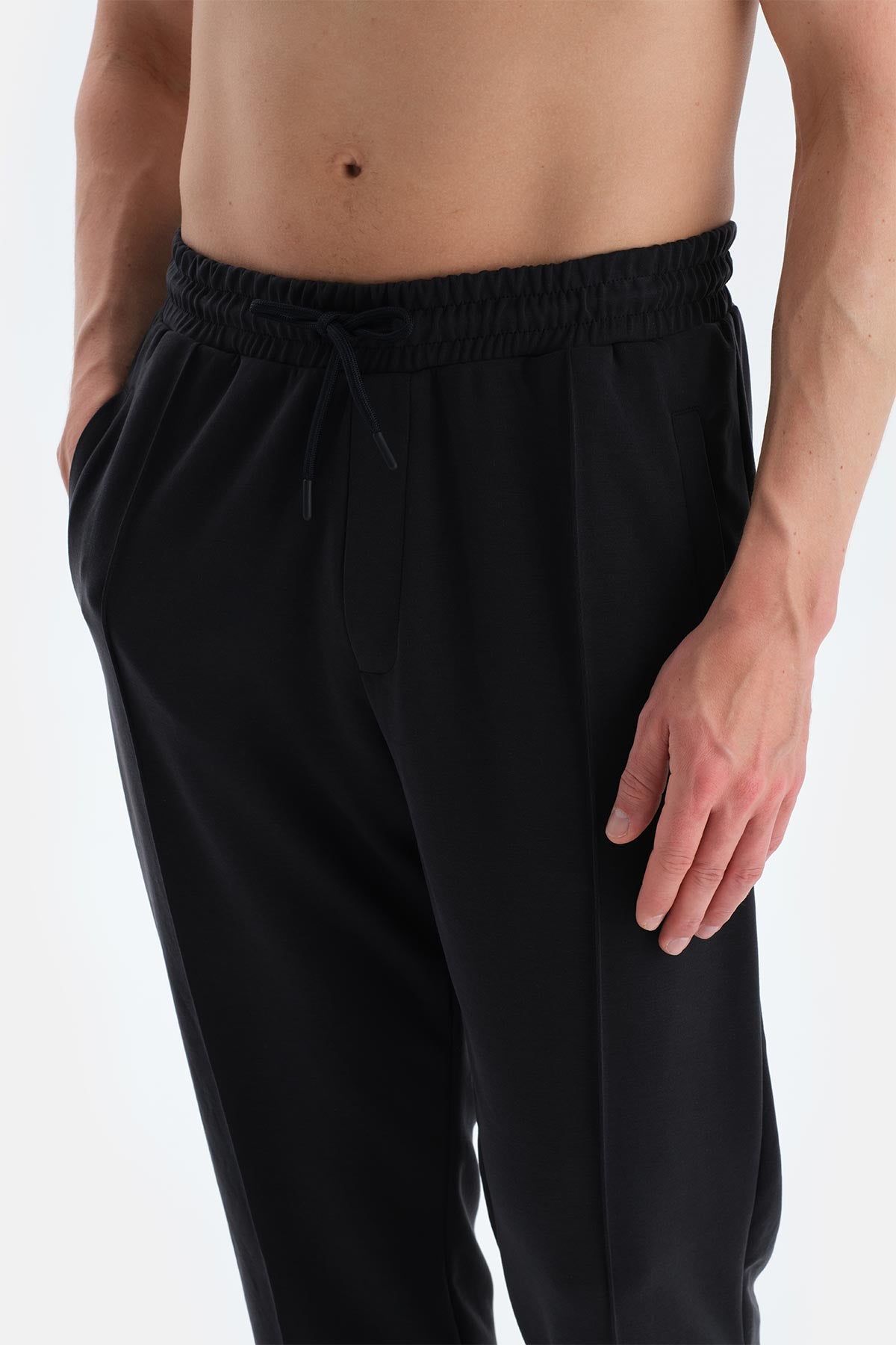 Siyah Nervür Detaylı Scuba Pantolon