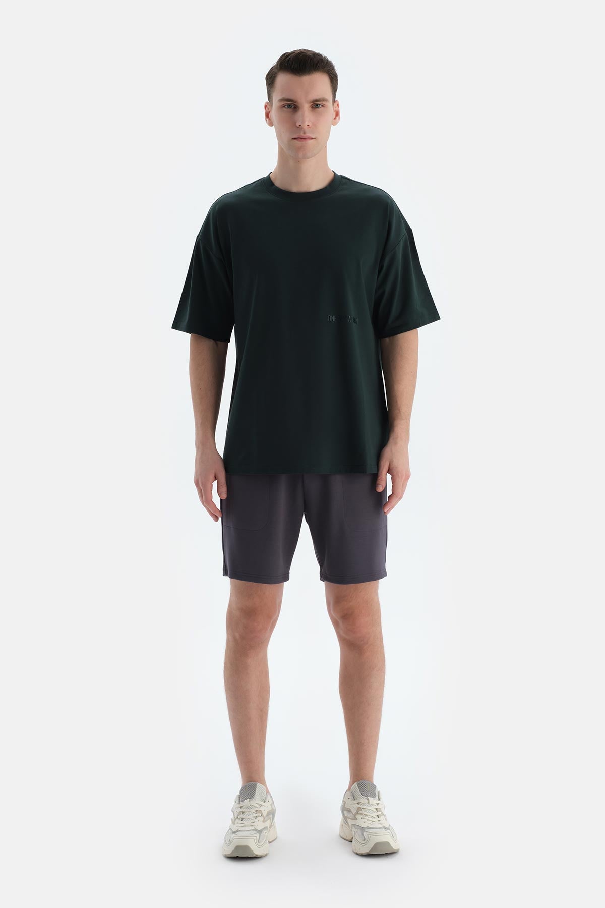 Koyu Gri Cepli Ve Kordonlu Modal Scuba Şort