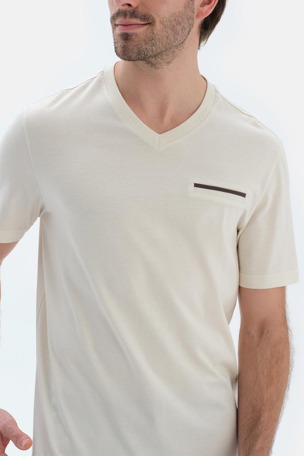Bej V Yaka Kısa Kollu Fleto Cepli Basıc Tişört Pantolon Pijama Takımı