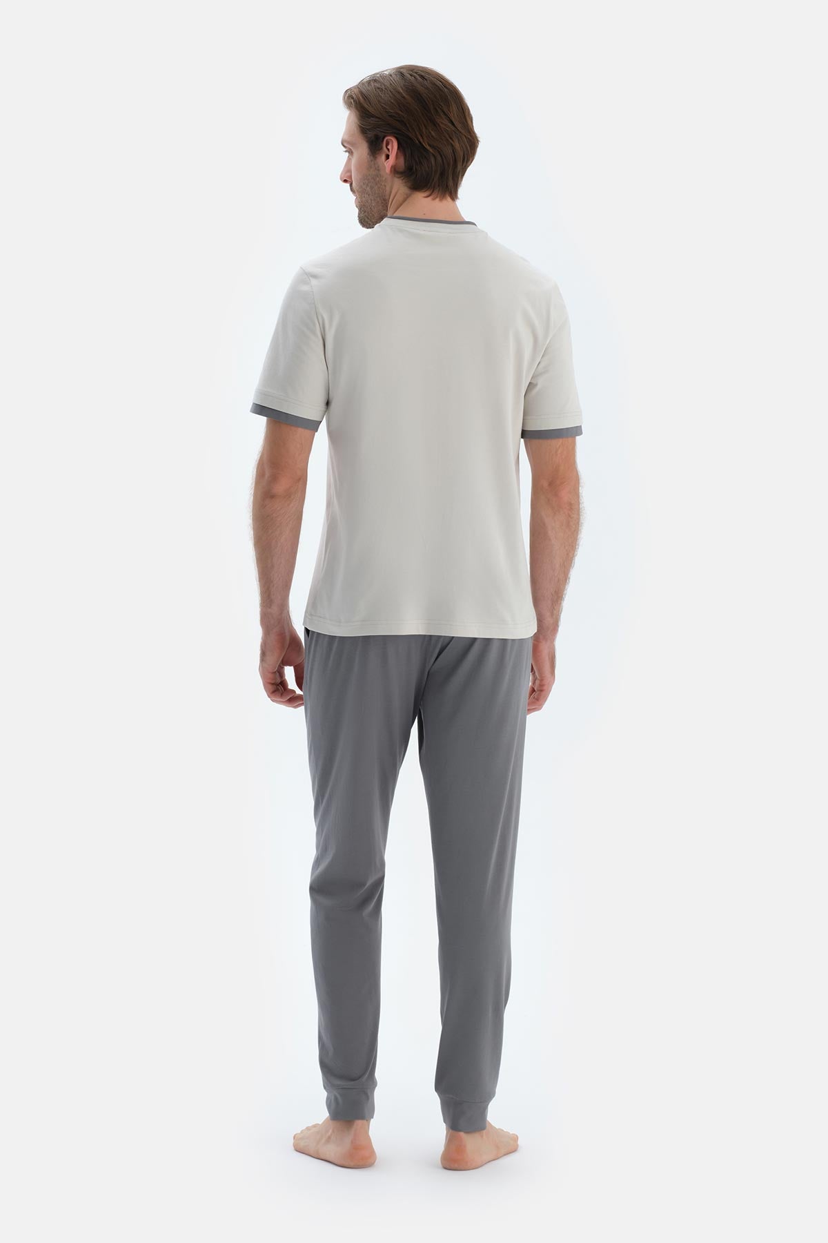 Açık Gri Kısa Kollu Baskı Detaylı Tişört Pantolon Pijama Takımı
