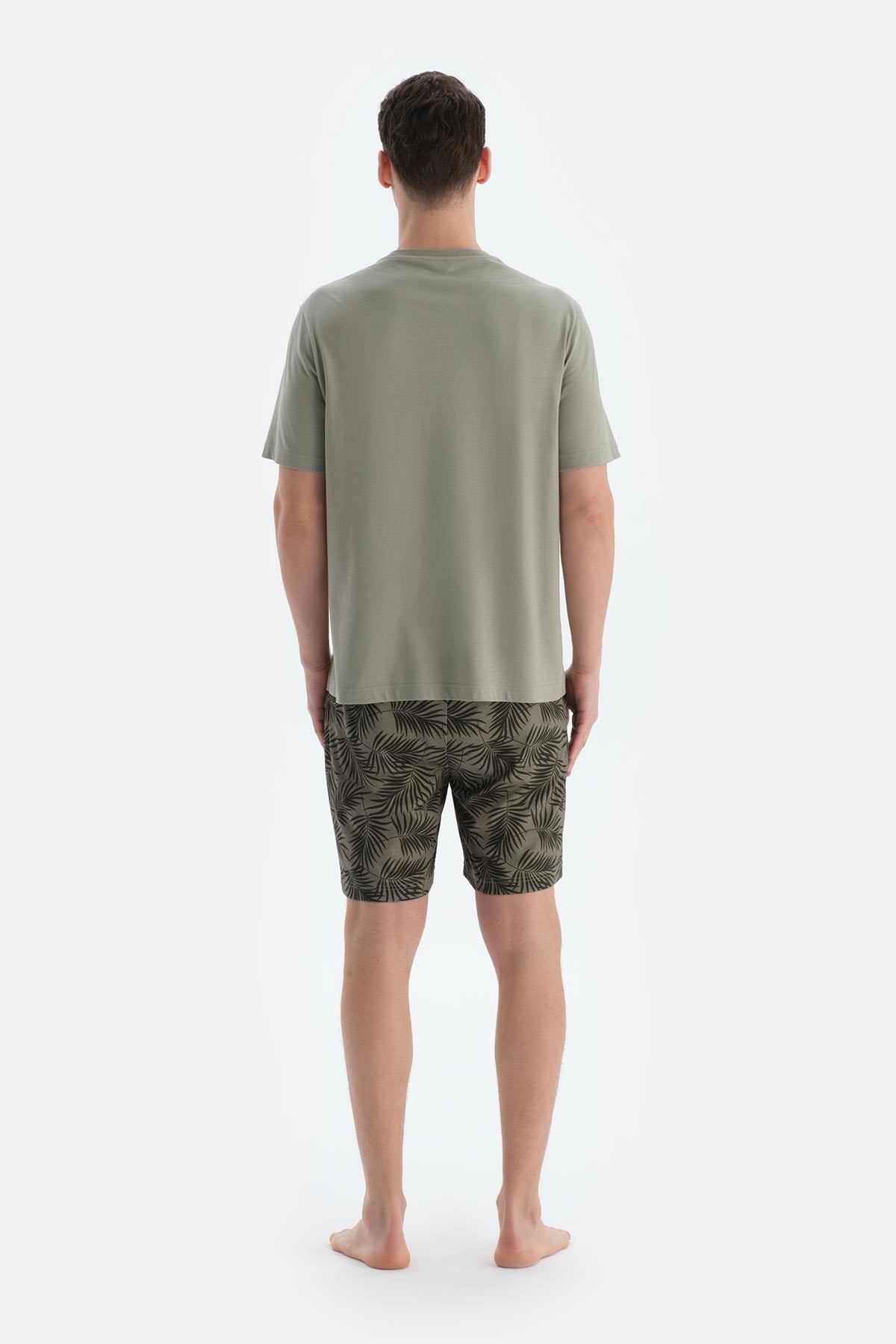 Açık Yeşil Baskı Ve Dikiş Detaylı Tişört Şort Pijama Takımı