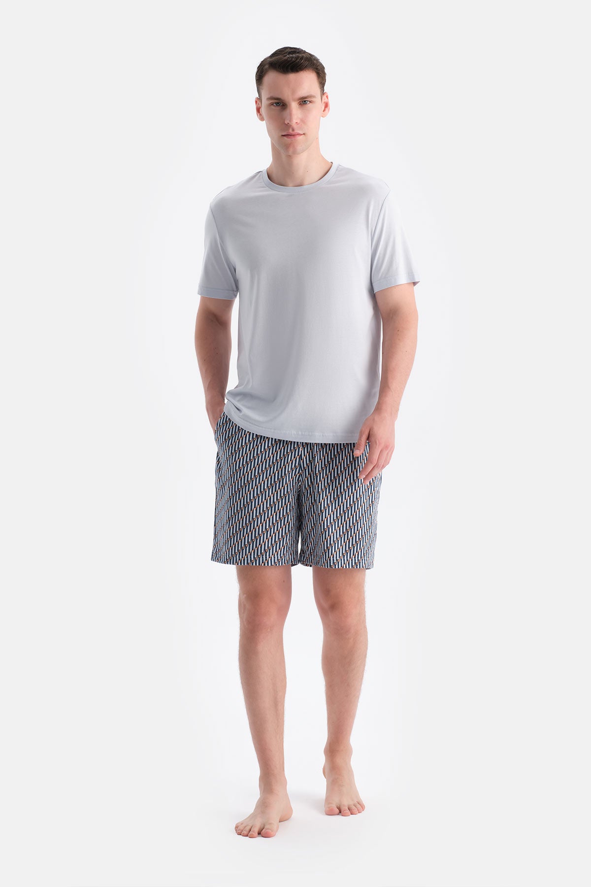 BİSİKLET YAKA KISA KOLLU TİŞÖRT ŞORT TAKIM