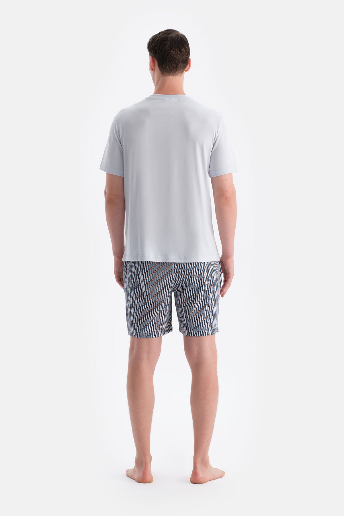 Buz Mavisi Bisiklet Yaka Kısa Kollu Tişört Şort Takım