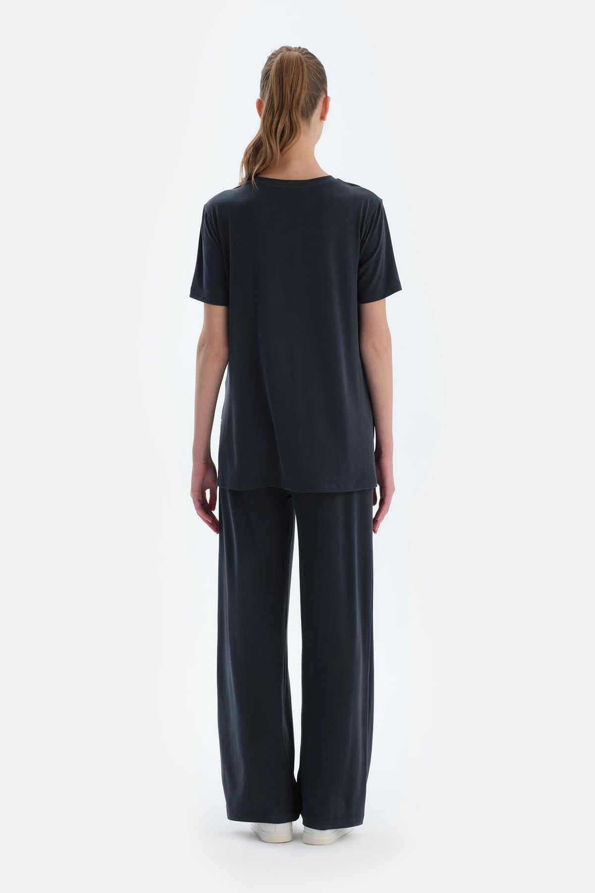 Siyah Kısa Kollu Fonksiyonel Modal Hamile Tişört