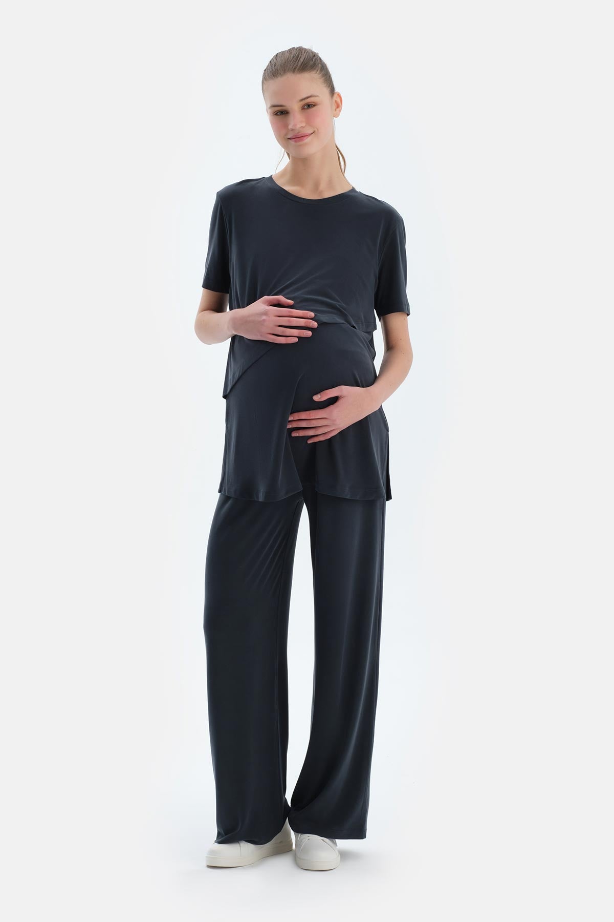 Siyah Kısa Kollu Fonksiyonel Modal Hamile Tişört