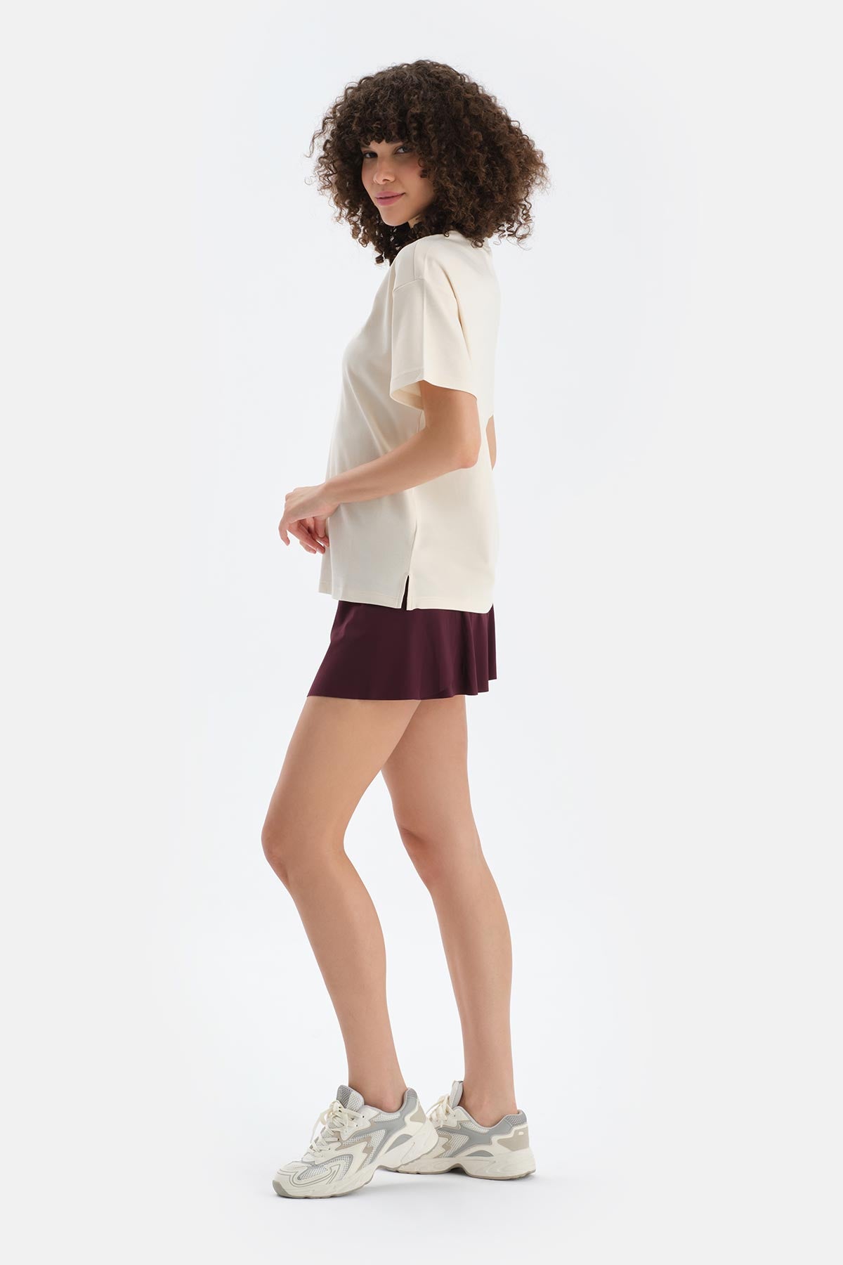 Ekru Kadın Slogan Baskılı Tişört