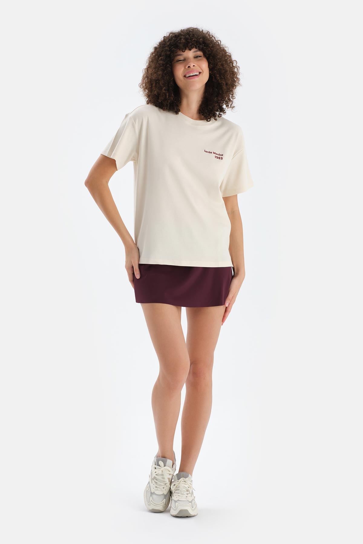 Ekru Kadın Slogan Baskılı Tişört