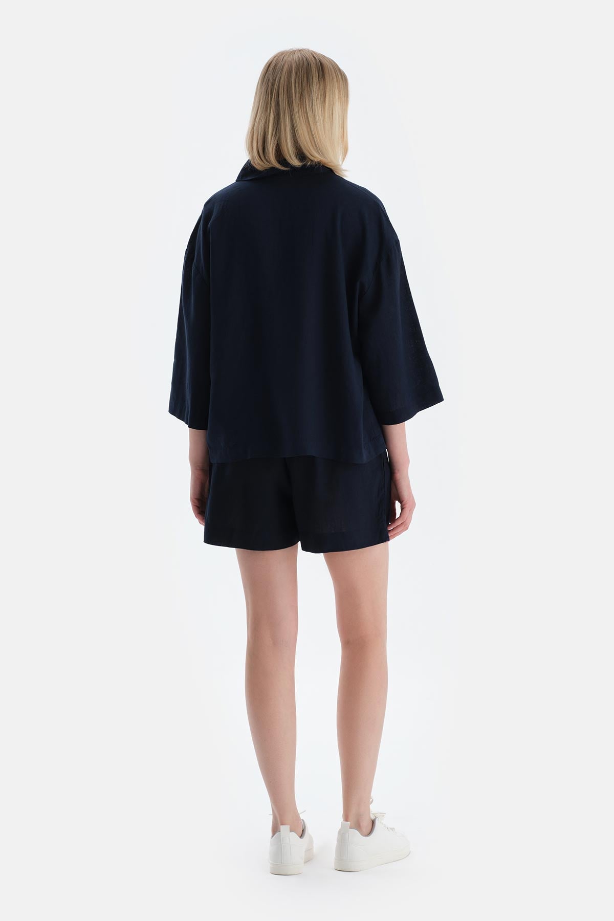 Lacivert Keten Dokuma Şort