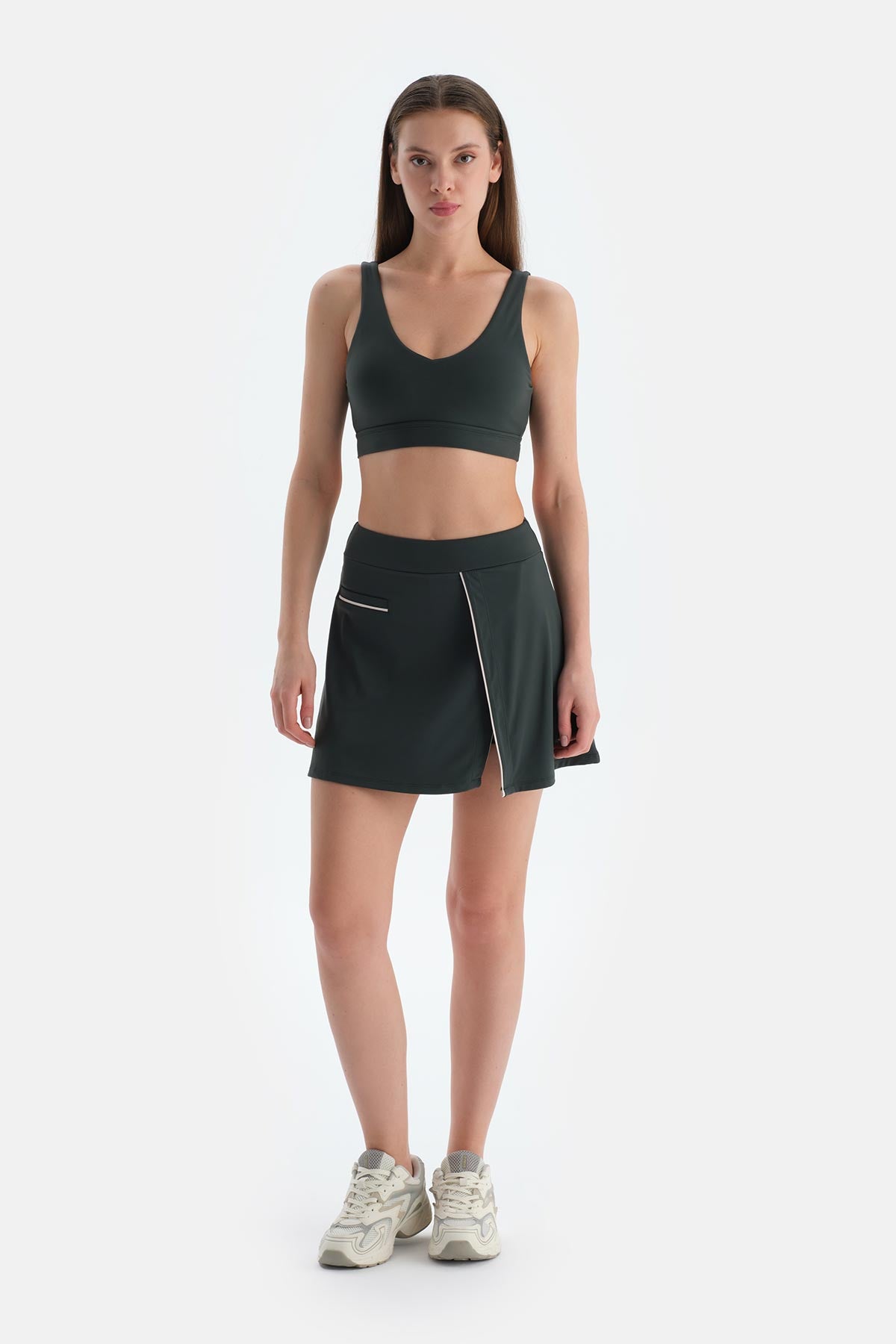 Koyu Yeşil Kadın Yırtmaç Detaylı Şort Etek