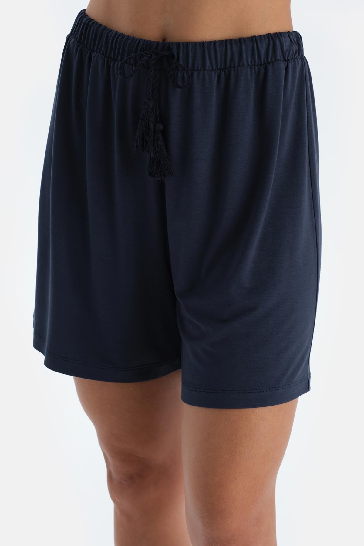 Kırık Beyaz Baskı Detaylı Kısa Kollu Tişört Şort Pijama Takımı