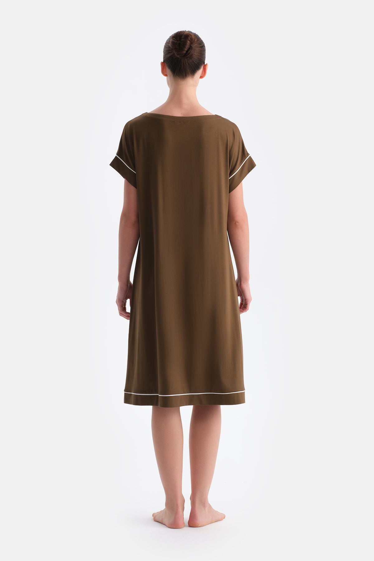 Haki Düşük Omuzlu Kısa Kollu Viskon Gecelik