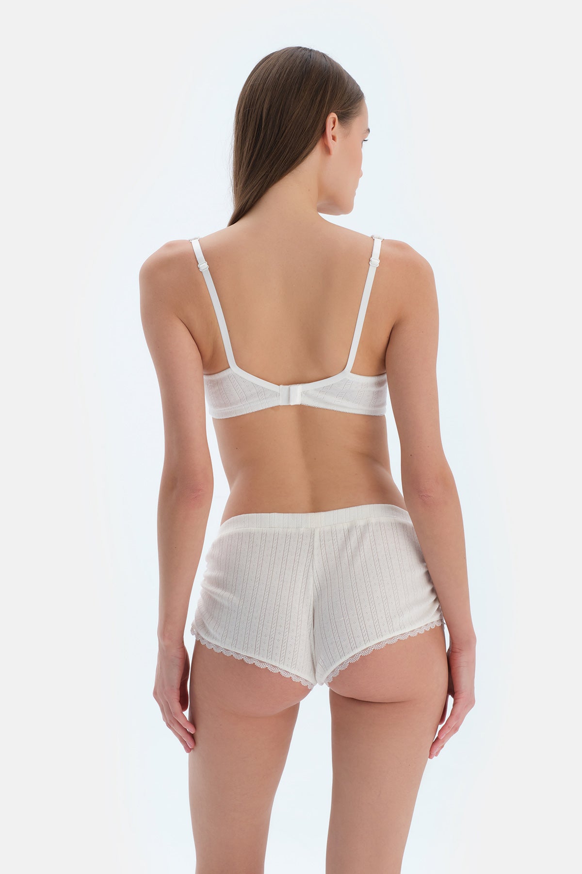 Ecru BASIC THIN-STRAPPED TANKTOP