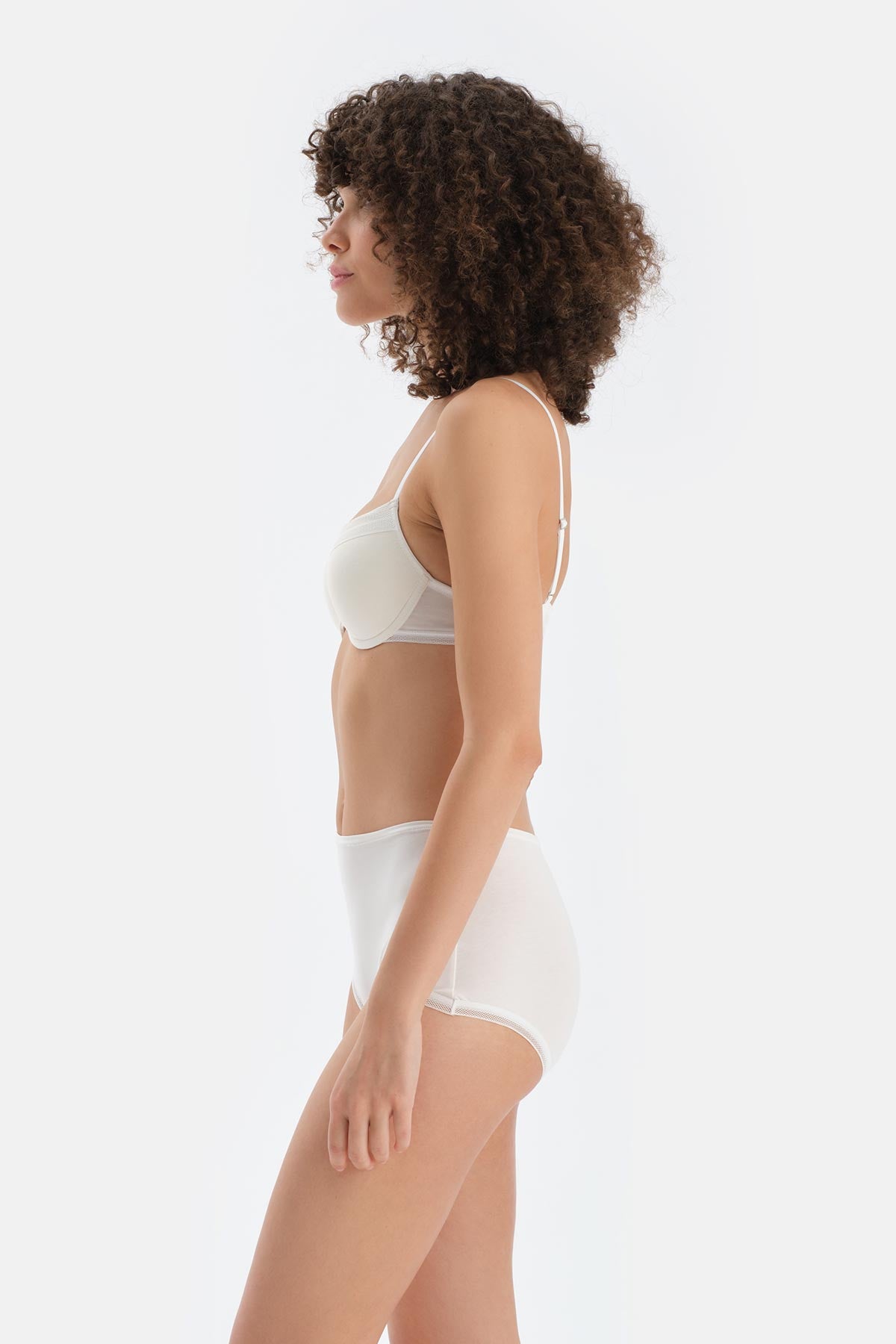 Ekru Dantel Detaylı Boyshort Külot