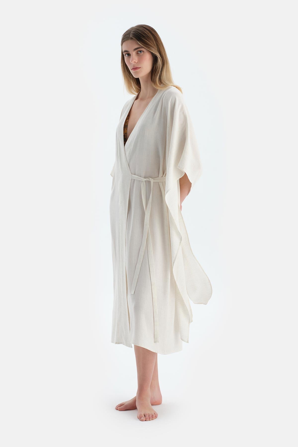 Ekru Uzun Kimono