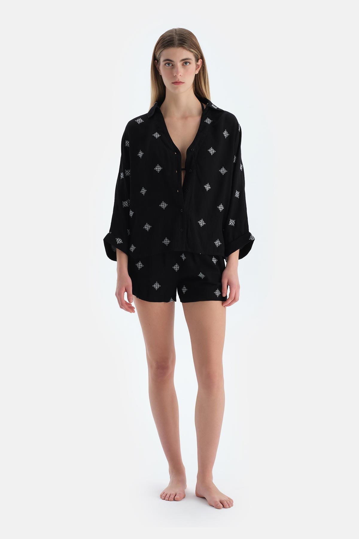 Siyah Uzun Kol Gömlek