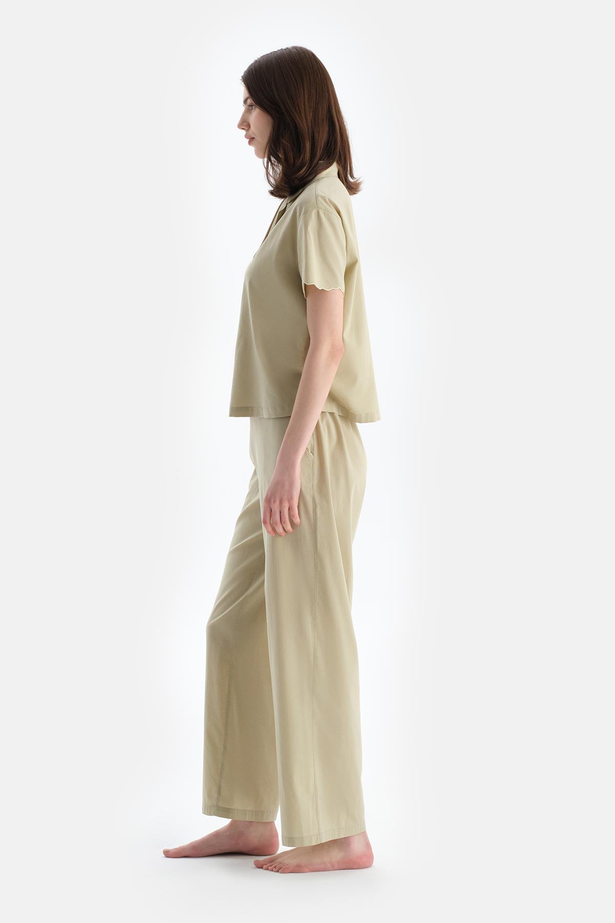 Açık Yeşil Dikiş Detaylı Dokuma Gömlek