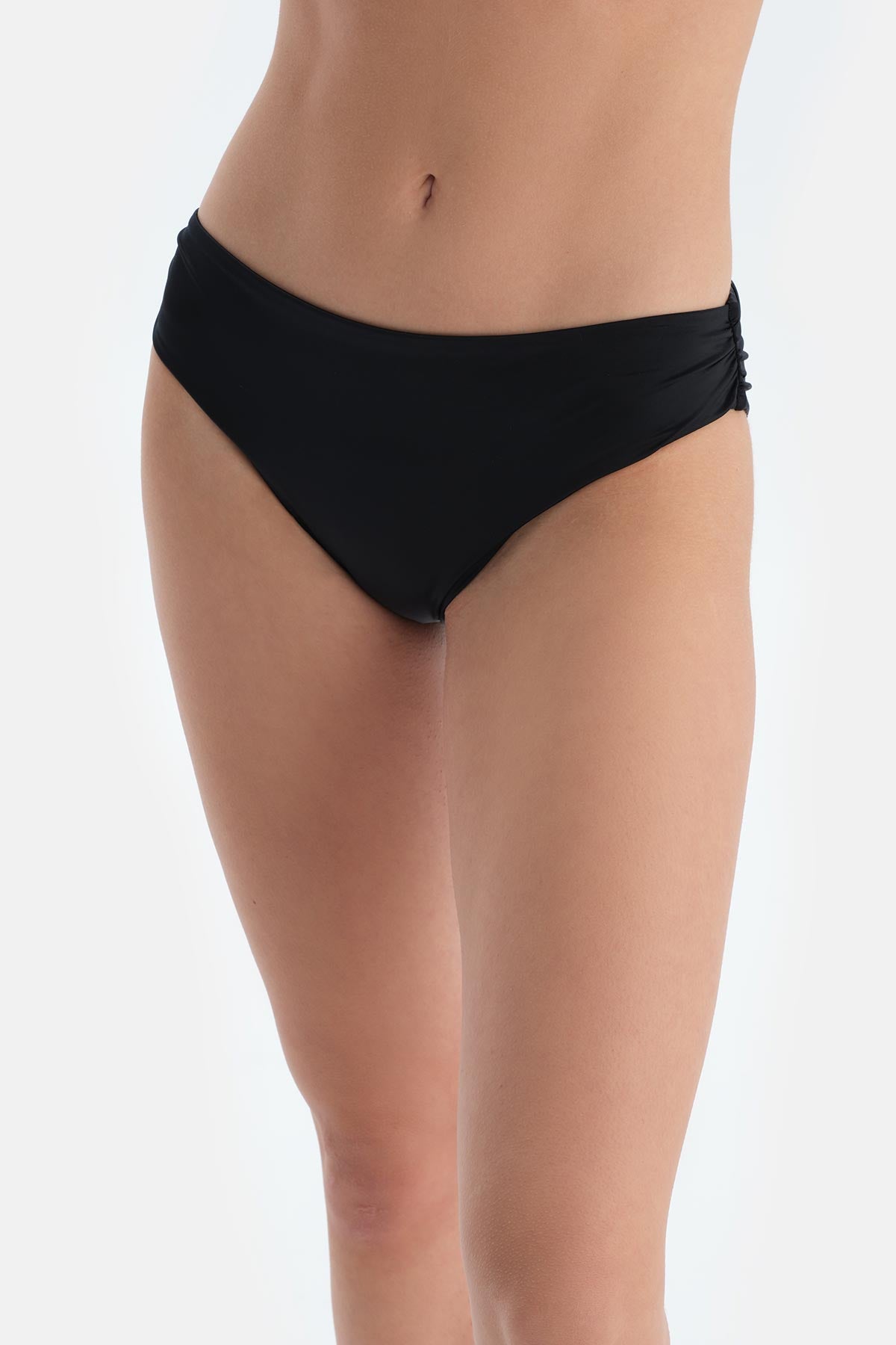 Siyah Orta Bel Bikini Alt