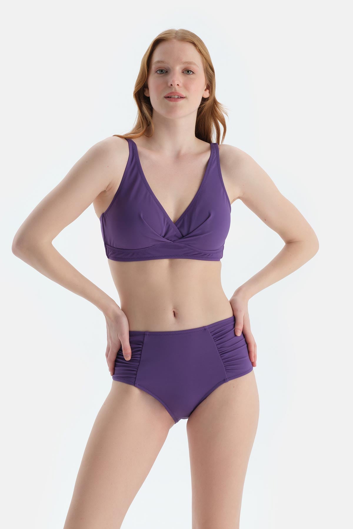 Mor Toparlayıcı Üst