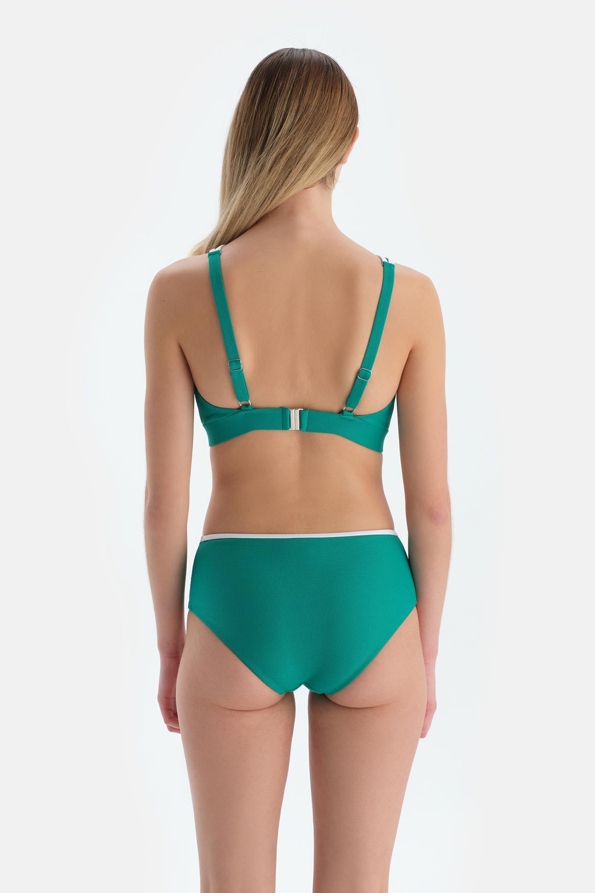 Yeşil Halter Yaka Bikini Üst